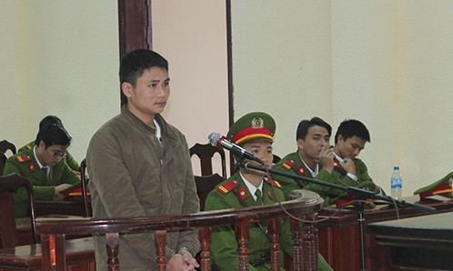 Quân tại phiên toà. Ảnh: Th.L.