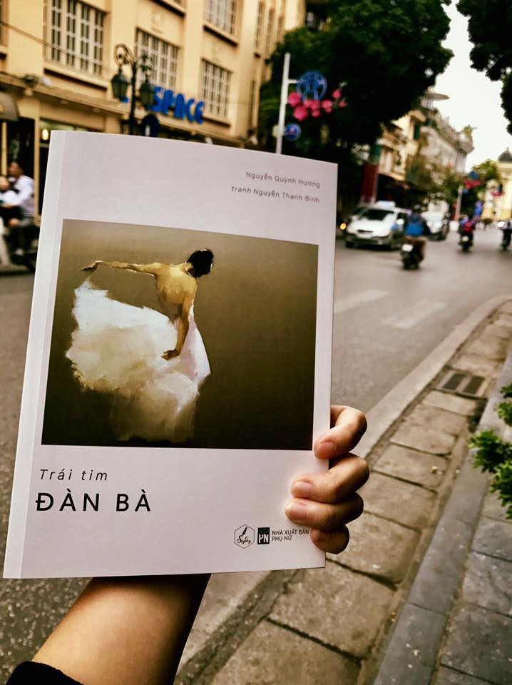 Cuốn sách Art Book Trái tim đàn bà.