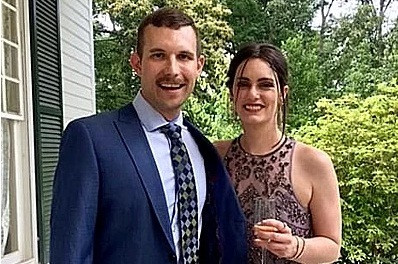 Cô gái cứu mạng bạn trai cách 22.500 km nhờ cú điện thoại