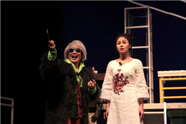 Hoa cúc xanh trên đầm lầy công diễn từ 4/3