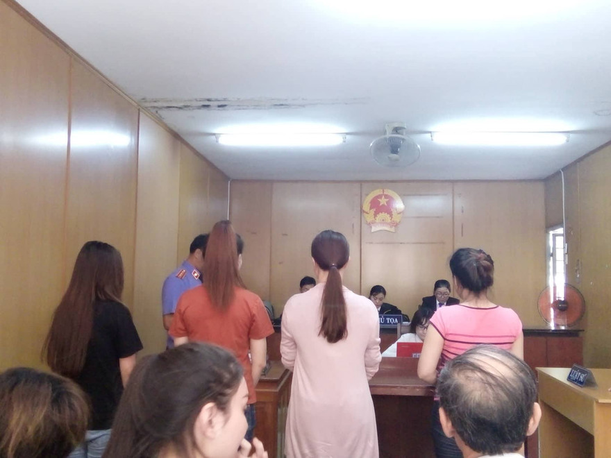 Các bị cáo tại tòa. Ảnh: Tân Châu