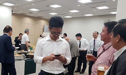 Ông Vũ Minh Hoàng trong buổi tiếp xúc giữa doanh nghiệp Cần Thơ và Nhật Bản tại quốc gia này hồi giữa năm 2016. Ảnh: A.X.