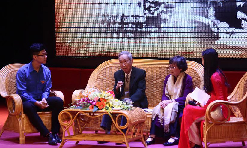 Các nhân chứng lịch sử cùng ôn lại ký ức hào hùng năm xưa.