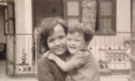 Đàm Vĩnh Hưng và mẹ ruột.