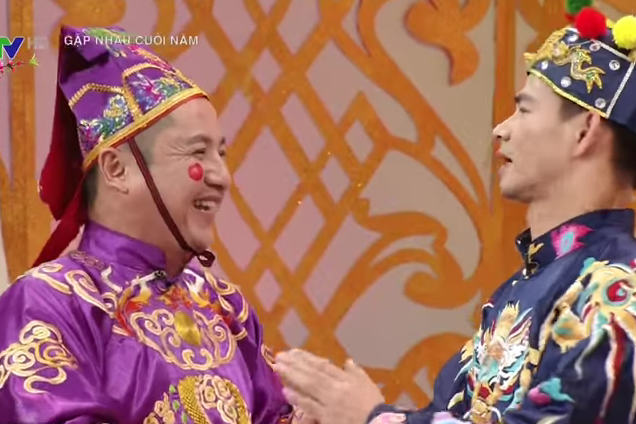 Nghệ sĩ Chí Trung vào vai Táo Xã hội trong Táo quân 2016.