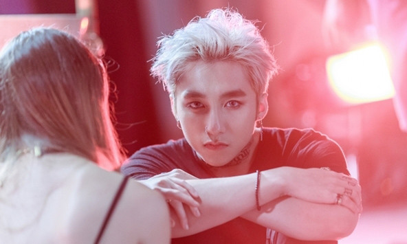 Sơn Tùng trong MV "Chúng ta không thuộc về nhau".