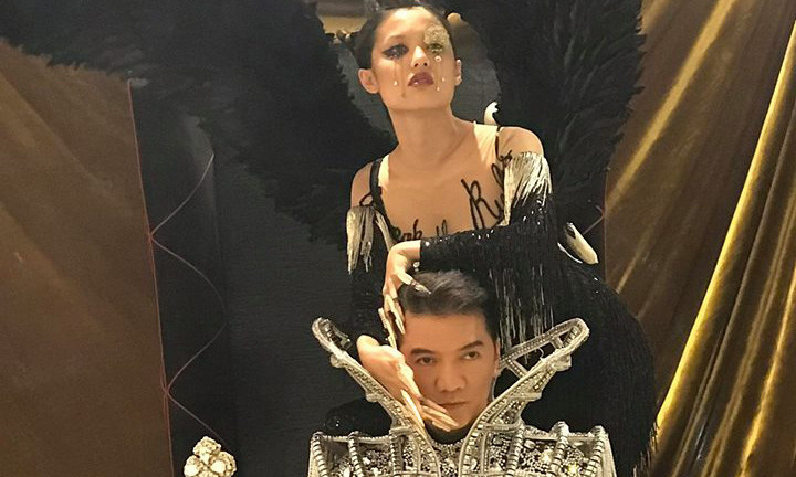 Bức ảnh Đàm Vĩnh Hưng chia sẻ kèm với dòng trạng thái trên trang cá nhân.