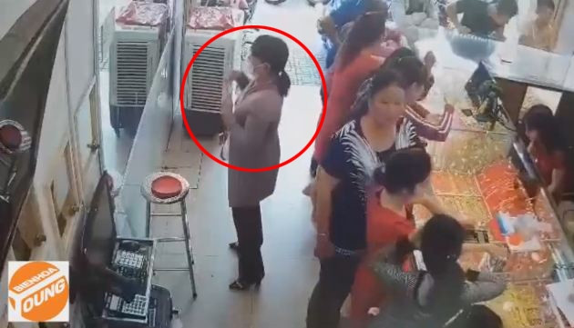 Bản tin 14H: Giả làm khách, nữ quái ‘thó’ dây chuyền vàng như chớp