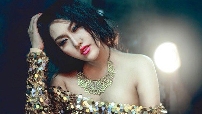 Phi Thanh Vân nói về 'góc khuất tình tiền' của showbiz Việt