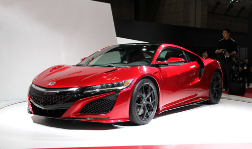 Honda NSX - đối thủ BMW i8 lộ giá bán chính thức