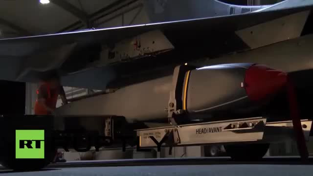 Tiêm kích Pháp tấn công nhà máy chế tạo tên lửa của IS