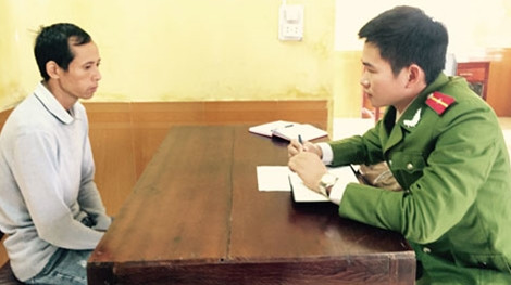 Bùi Như Sánh tại cơ quan Công an