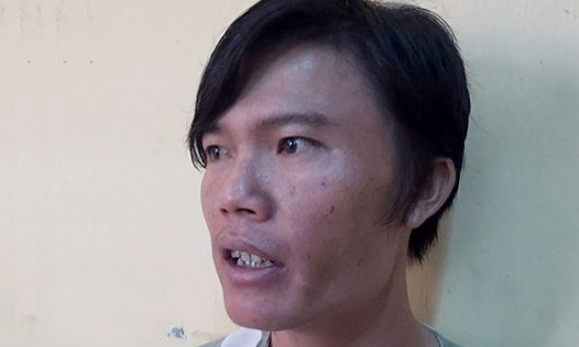 Nghi can Phạm Văn Dạn tại cơ quan Công an