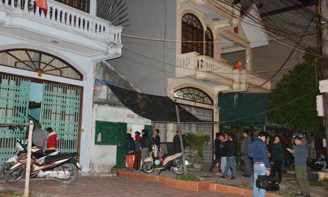 Căn nhà 39 Nguyễn Bỉnh Khiêm (giữa), nơi xảy ra sự việc