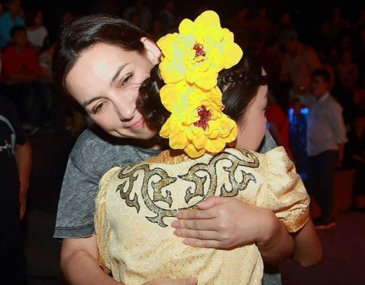 Showbiz 8/10: Con gái nuôi Phi Nhung bị chỉ trích vì chia sẻ quá nhiều sau khi mẹ qua đời