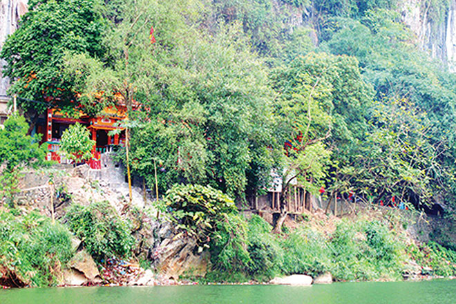 Đền Thắm, huyện Chợ Mới, Bắc Kạn.