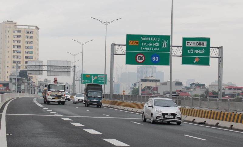 Dỡ lệnh cấm xe trên đường Vành đai 3 trên cao