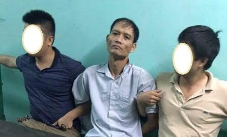 Nghi phạm Doãn Trung Dũng tại trụ sở Công an huyện Thủy Nguyên (Hải Phòng).