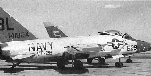 Chiếc Tiger F11F do Tom Attridge lái. Ảnh: Sience base life.