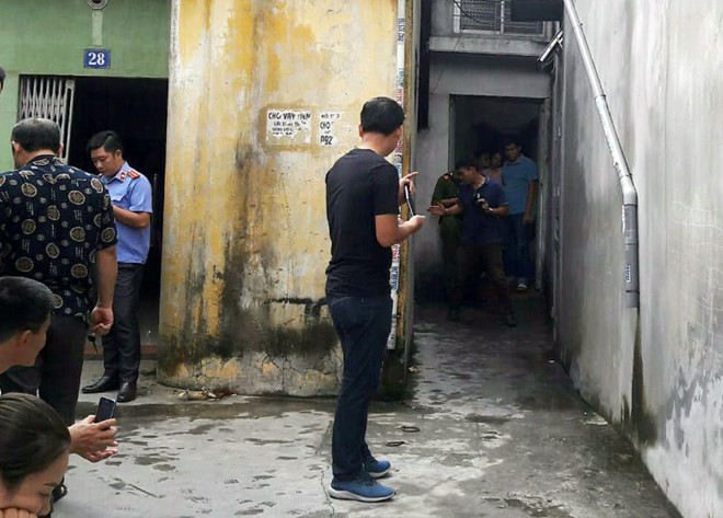 Cơ quan chức năng có mặt ở khu vực nhà của Hiếu. Ảnh: Zing