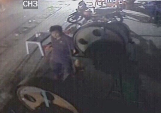 Hình ảnh của nghi can được camera ghi nhận