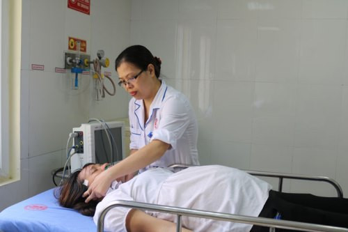 Nhiều công nhân mang thai phải điều trị vì hít phải khí lạ