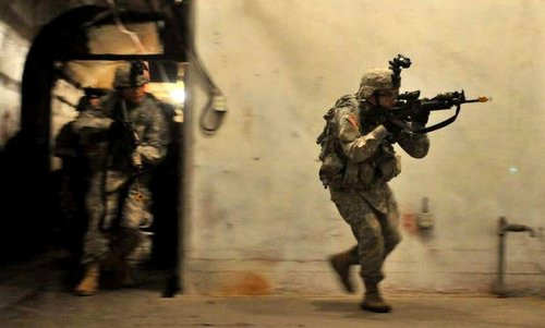 Lính Mỹ huấn luyện đột kích hầm ngầm hồi cuối năm 2017. Ảnh: US Army.