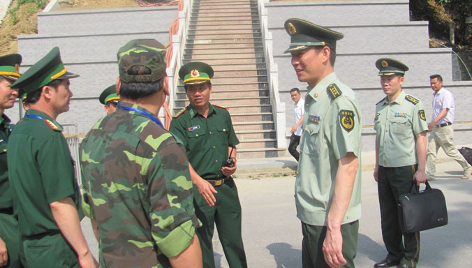 Lực lượng Biên phòng hai nước hợp tác triển khai các hoạt động giao lưu hữu nghị. Ảnh: Duy Chiến.