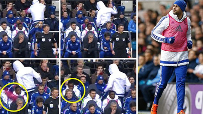 Costa phản ứng khi quay trở lại ghế dự bị.