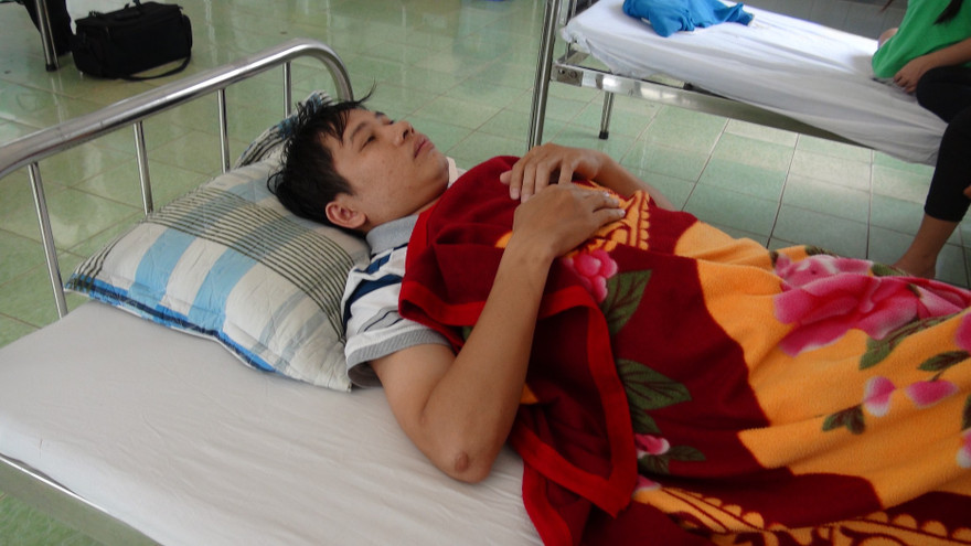 Thầy Tân đang điều trị tại bệnh viện