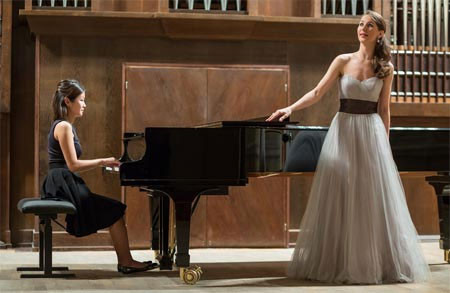 Chỉ có một vài nghệ sĩ được đào tạo bài bản, chuyên sâu mới đạt được cao độ hoàn hảo. Ảnh: Shutterstock