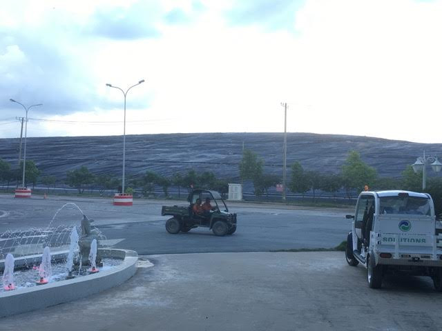 Ông Kevin More vừa có văn bản báo cáo lãnh đạo TPHCM sau khi thông tin tung lên mạng rằng bãi rác Đa Phước bị vỡ.