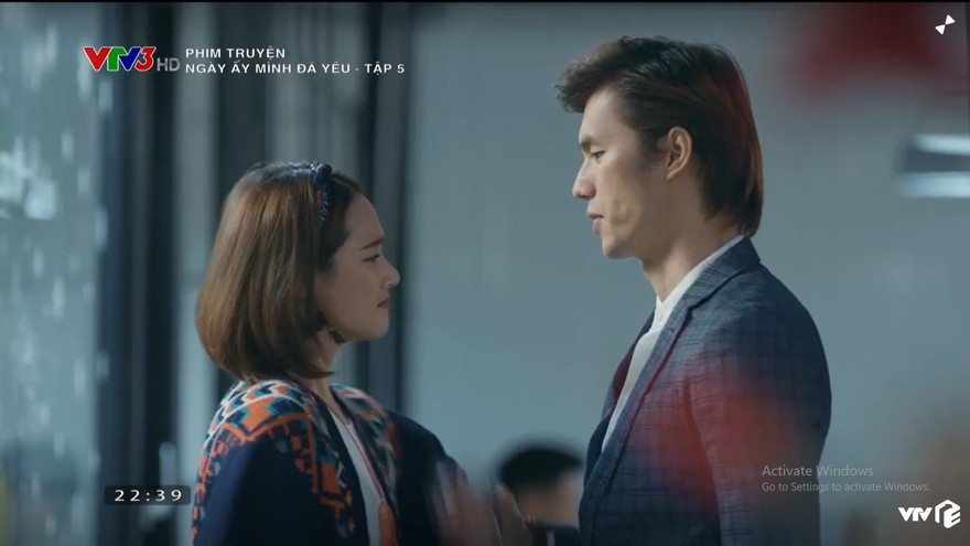 Hạ bỏ ngang cuộc họp và đòi thanh lí hợp đồng