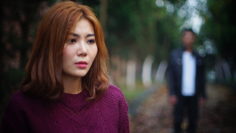 Thanh Hương bị đánh đập, hiếp dâm tập thể trong phim "Quỳnh búp bê"