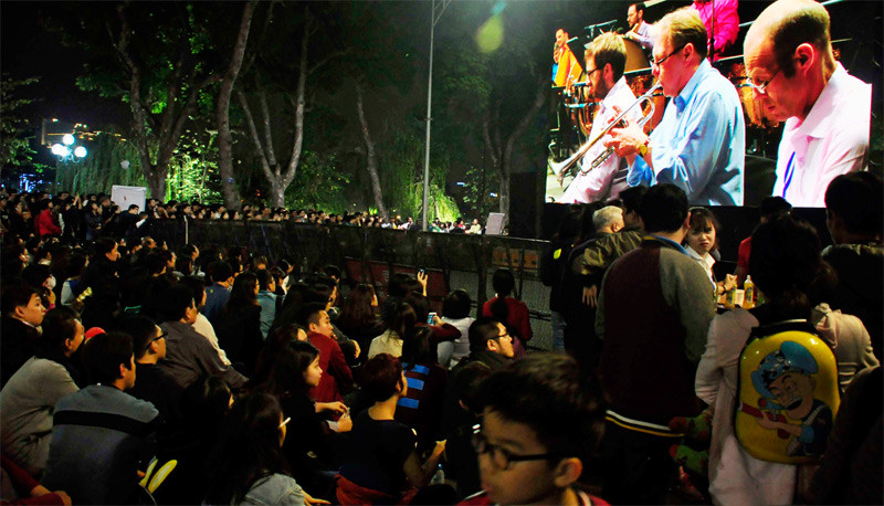 Hoà nhạc năm 2017 ở Bờ Hồ từng thu hút hàng nghìn người theo dõi