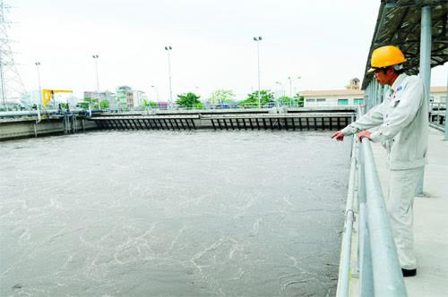 Một góc nhà máy xử lý nước thải Yên Sở