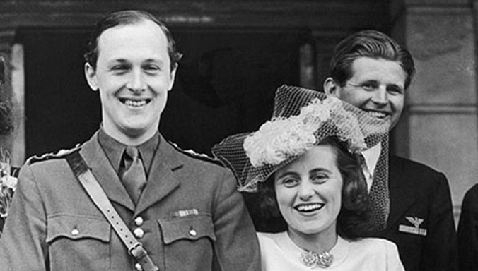 Kick và người chồng ngoại quốc.