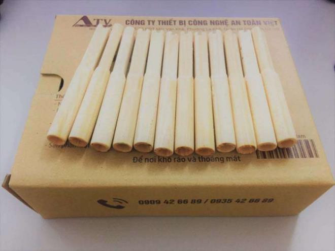 Bản tin 8H: CSGT dùng ống thổi bằng bột tre để đo nồng độ cồn