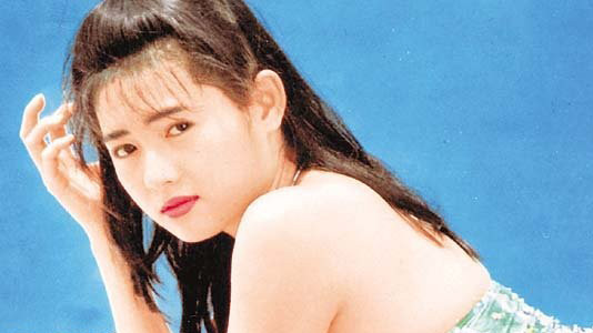 Vẻ đẹp năm ấy của nữ hoàng màn ảnh Lý Lệ Trân.