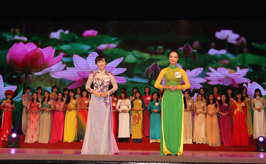 Hội thi nhân viên Chăm sóc khách hàng giỏi 2014