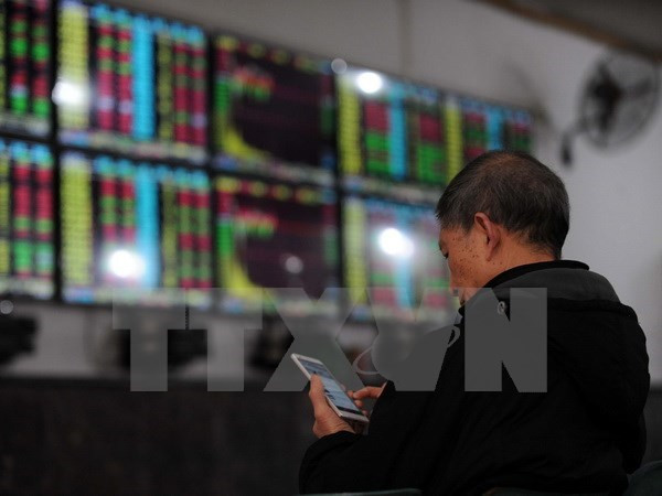 Nhà đầu tư muốn bán cổ phiếu chốt lời để nghỉ tết vui vẻ 