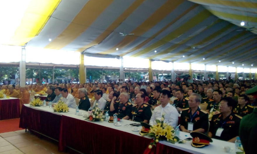 Đại lễ cầu siêu tưởng niệm, tri ân các anh hùng liệt sĩ tại Thành Cổ Quảng Trị ngày 21/7/2017. ẢNH: B.T