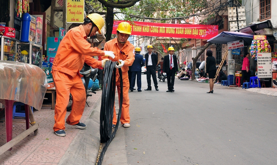 EVN được bán buôn điện với giá cao nhất 1.551 đồng/kWh