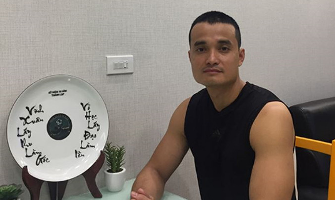 Võ sư Tuấn 'hạc'. Ảnh: Ngôi sao. 