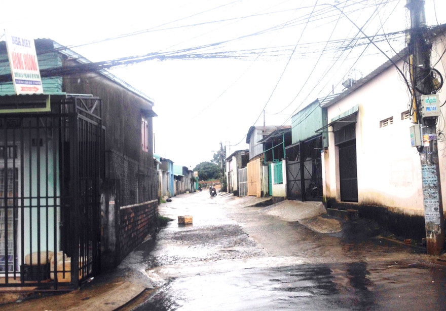 Hẻm 17 Tuệ Tĩnh, nơi xảy ra vụ nổ súng.