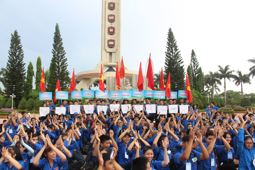 Gửi thông điệp “Tuổi trẻ Đà Nẵng đời đời nhớ ơn các anh hùng liệt sĩ”