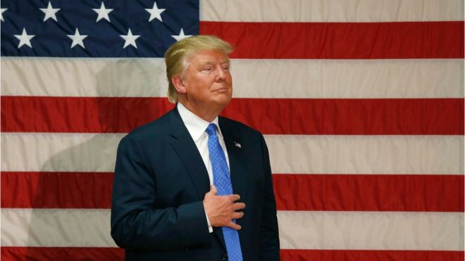 Trump sẽ bỏ 70% quy định liên bang nếu đắc cử