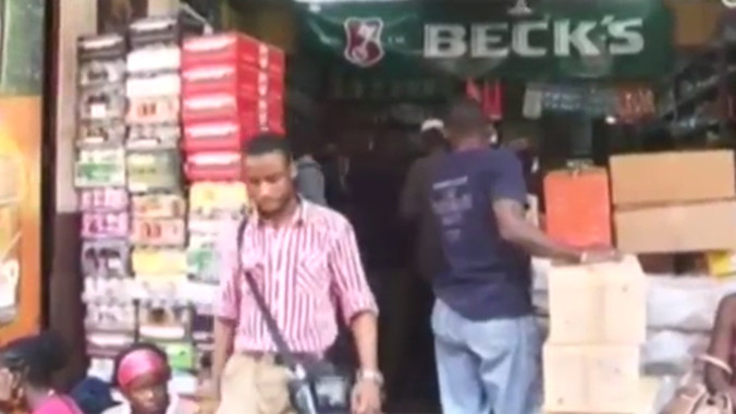 Đại dịch Ebola đe dọa kinh tế toàn cầu