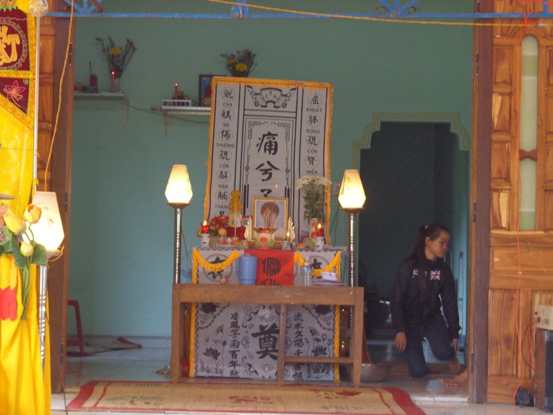 Di ảnh nạn nhân