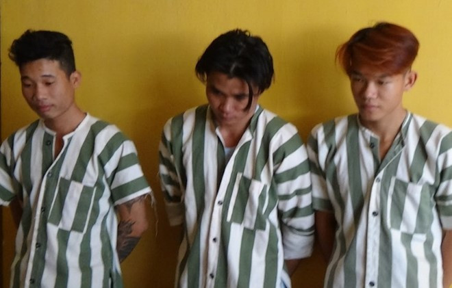 Từ trái qua Cương, Phúc và Tuấn